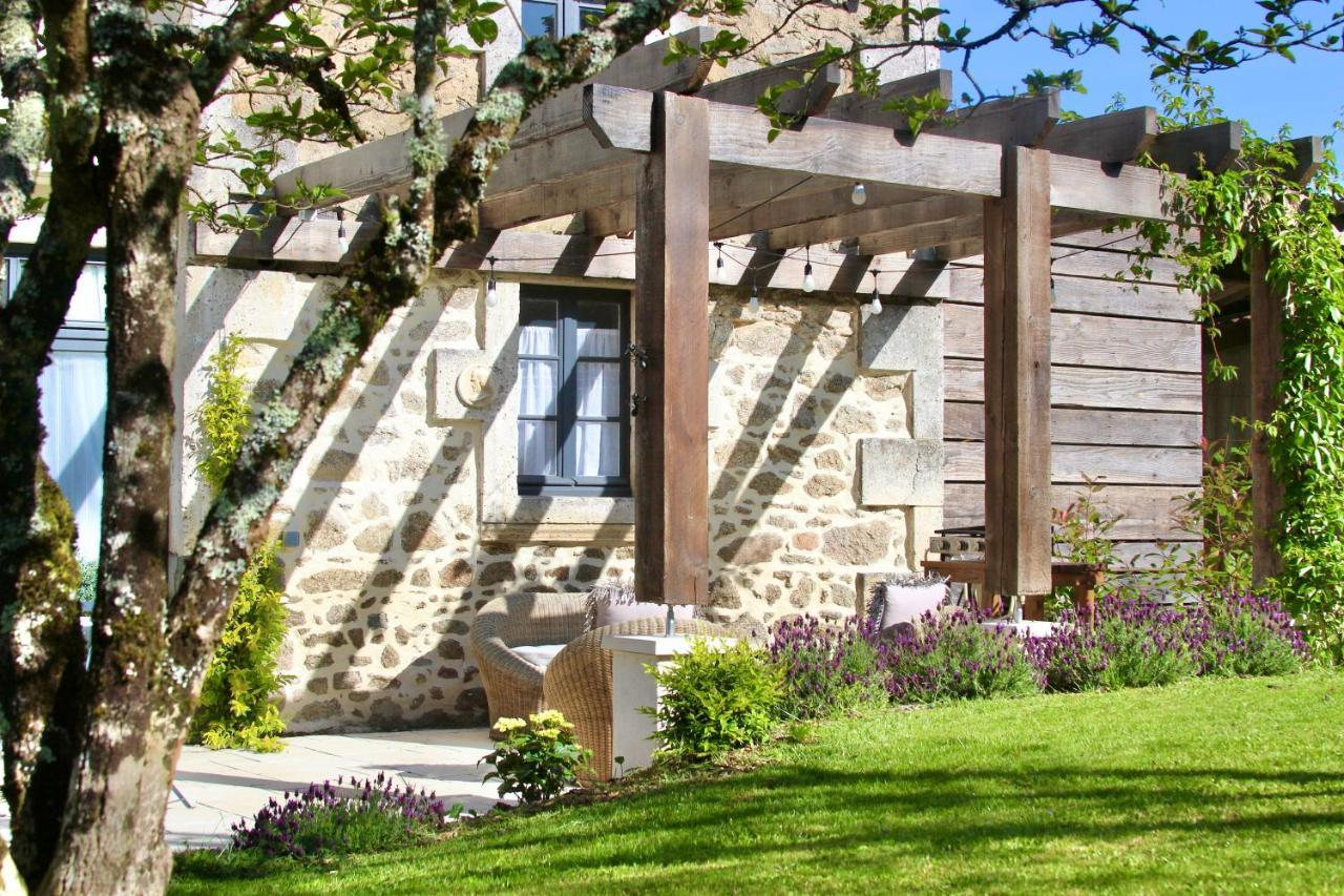 La Chataigne Villa Piegut-Pluviers Exterior photo